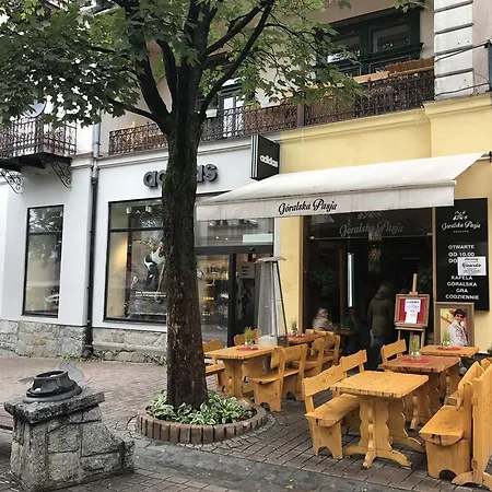 Goralska Pasja Krupowki 37 *